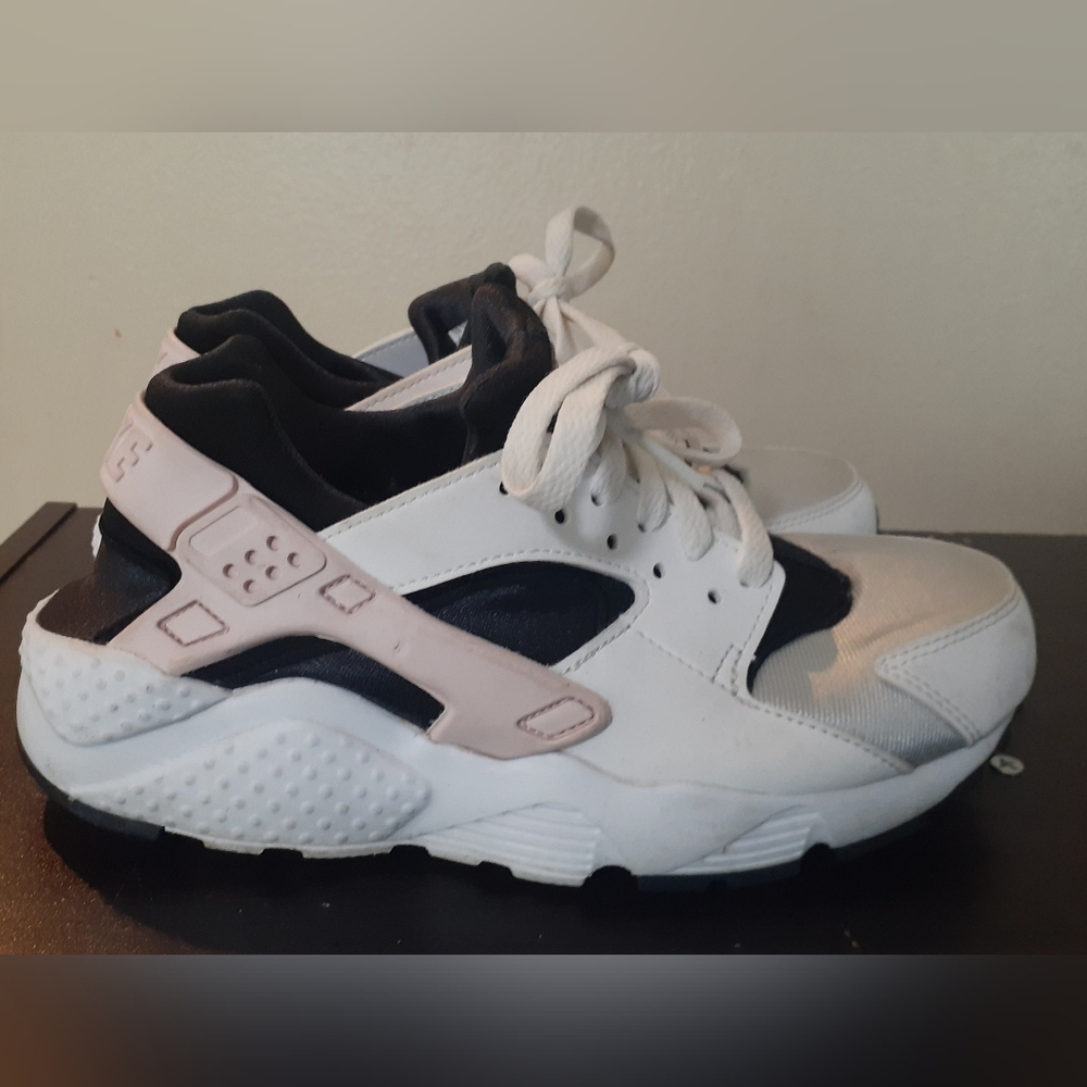Nike Shoes 4.5y